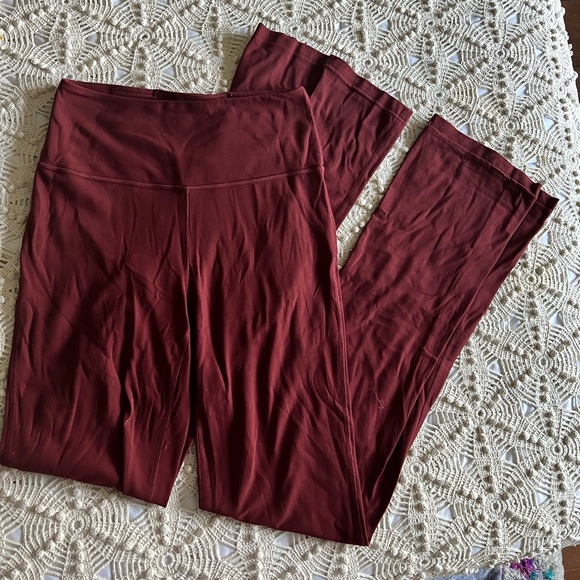 LULULEMON GROOVE PANT - Picture 2 of 4